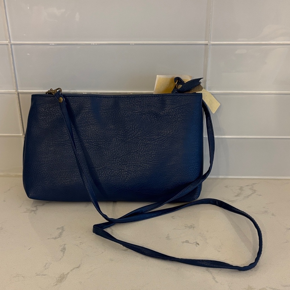 Vintage Agnew Navy Pebbled Crossbody Bag - Picture 4 of 11